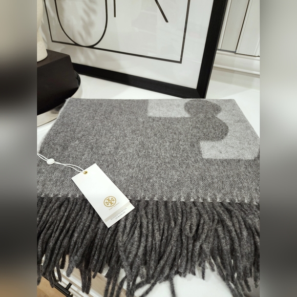 Tory Burch Solid Logo Oblong Wool Scarf - Picture 3 of 6